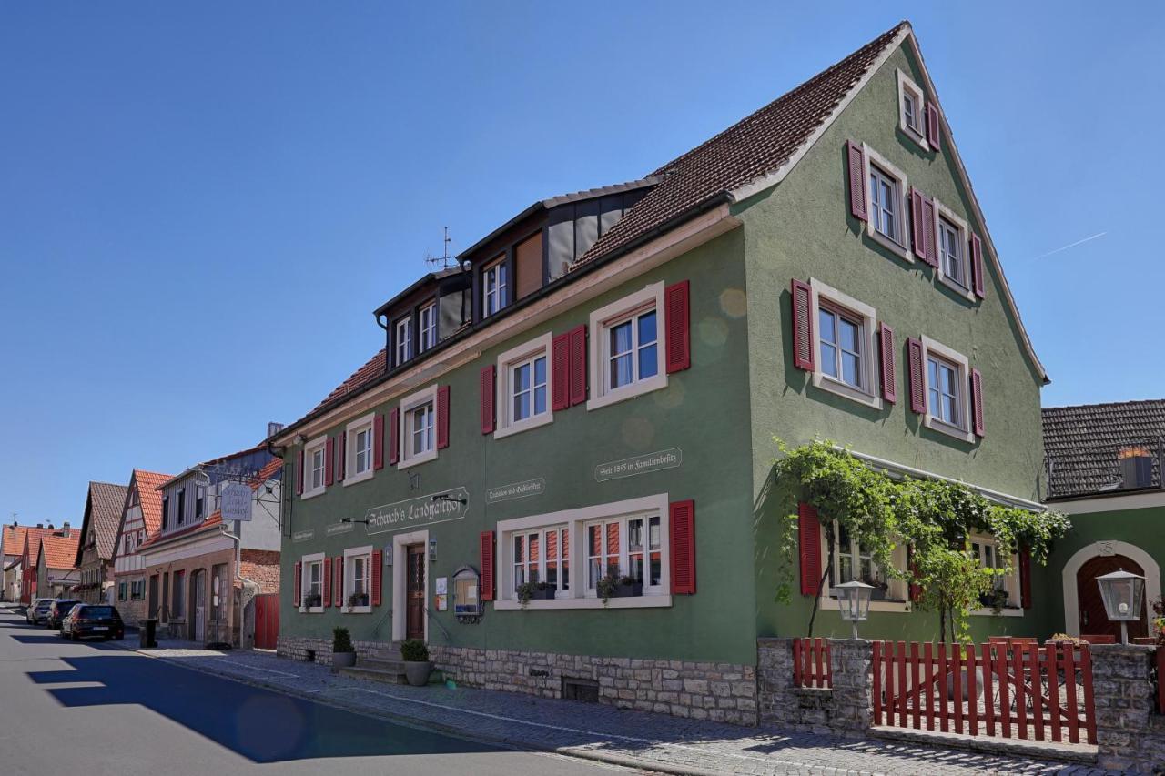 Landhotel Schwab - By Homekeepers Schwarzach am Main Dış mekan fotoğraf